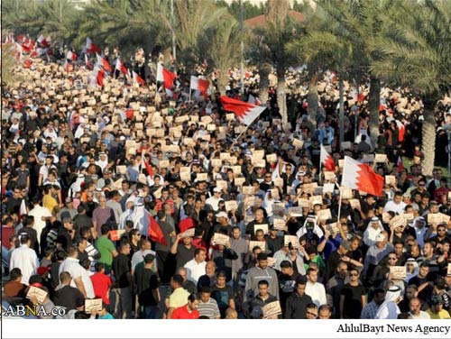 280 ألف مواطن بحريني في مسيرة تطالب بسقوط الديكتاتورية 