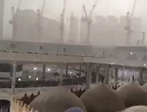 تصوير جديد و واضح لحظة سقوط الرافعة في المسجد الحرام