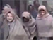 فيلم رنگی شده از مرکز شهر لندن حدود 120 سال قبل - با دقت به حجاب خانم ها اصالت حجاب میان تمام ادیان کاملا مشخص می شود