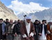 منظره ای زیبا و شکوهمند از نماز جماعت شیعیان شمال پاکستان در میان رشته کوه های هیمالیا