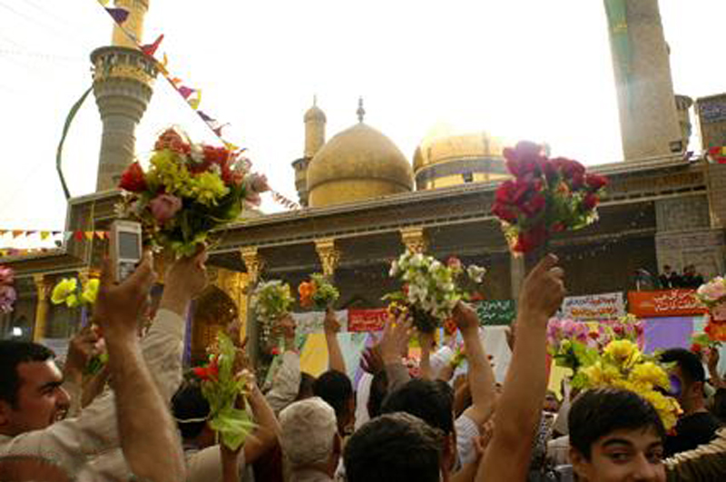 http://www.sibtayn.com/swf/gallery/images/monasebat/veladat/javad/pic3/pic35.jpg