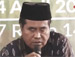 شاهد لحظة وفاة القارئ الإندونيسي الشيخ جعفر عبدالرحمن أثناء تلاوة القران سورة الملك