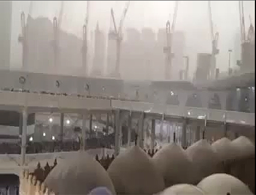 نمایی دیگر از حادثه سقوط جرثقیل در مسجد الحرام